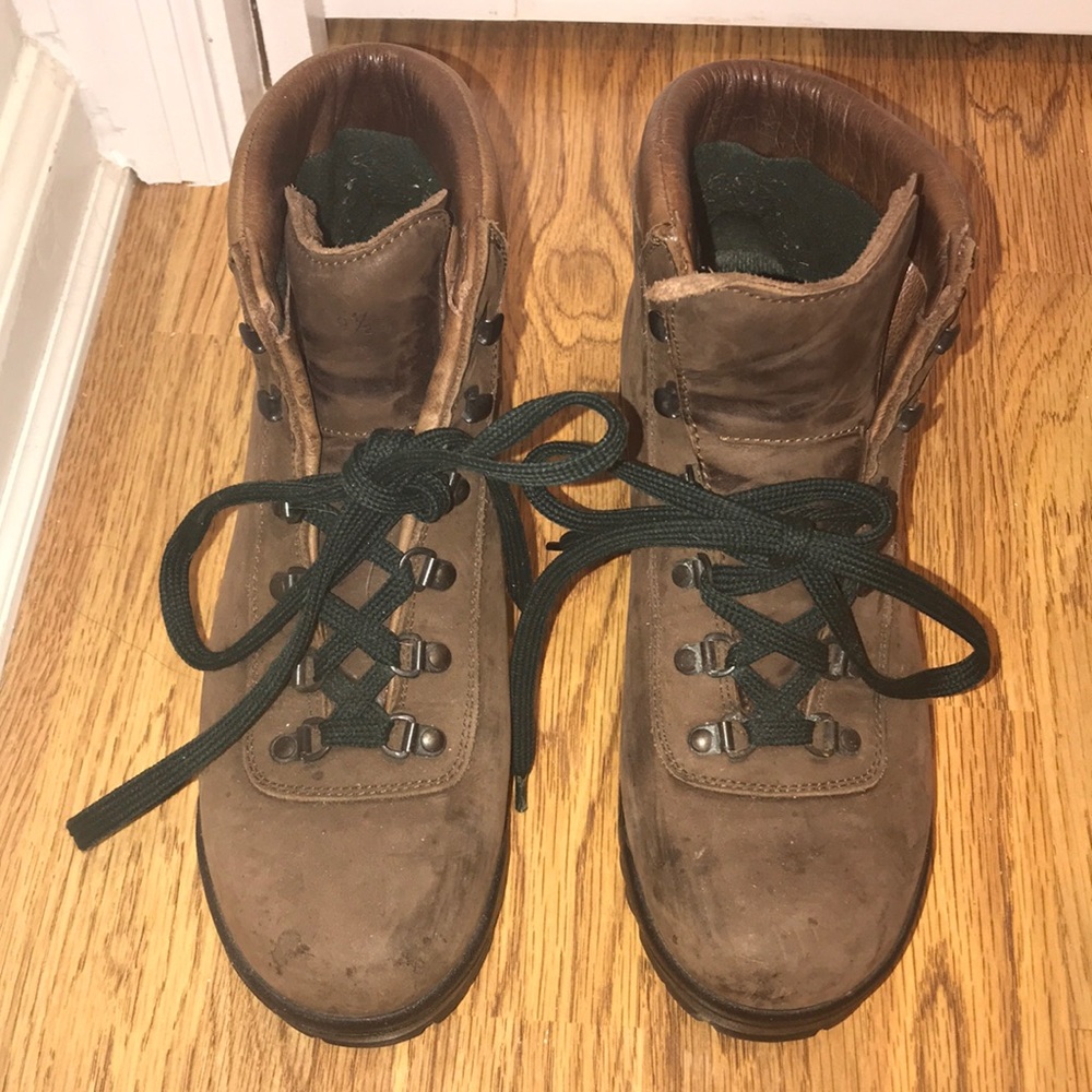 Eastern Mountain Sports (Ems) Hiking Boots.